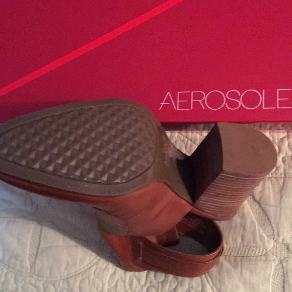 Shoes - Picture 3 of 4